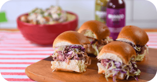 4 slow cooker pulled pork sliders